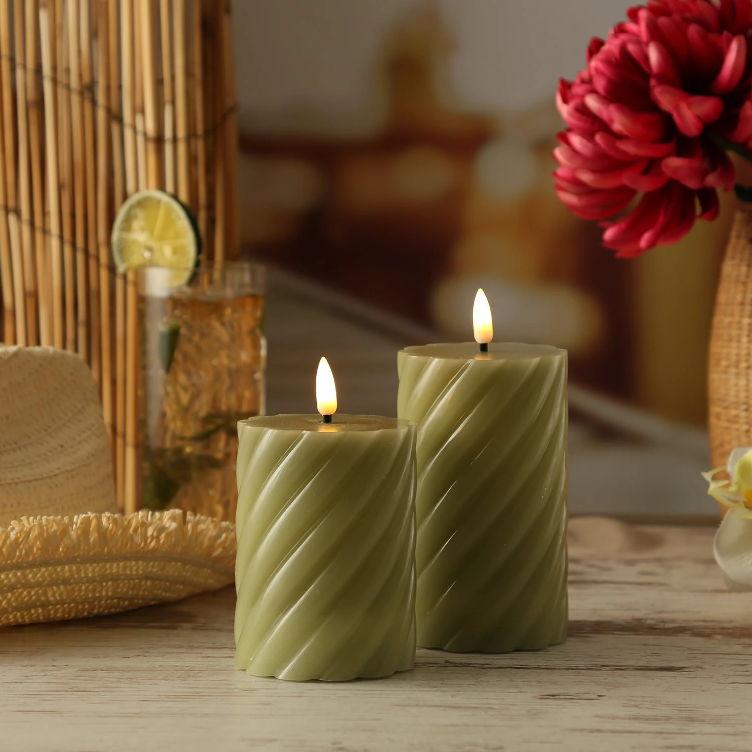 Null LED Kerze Swirl Echtwachs Gedrehte Stumpenkerze Flackernd H: 12,5cm Timer Grün – Bild 7
