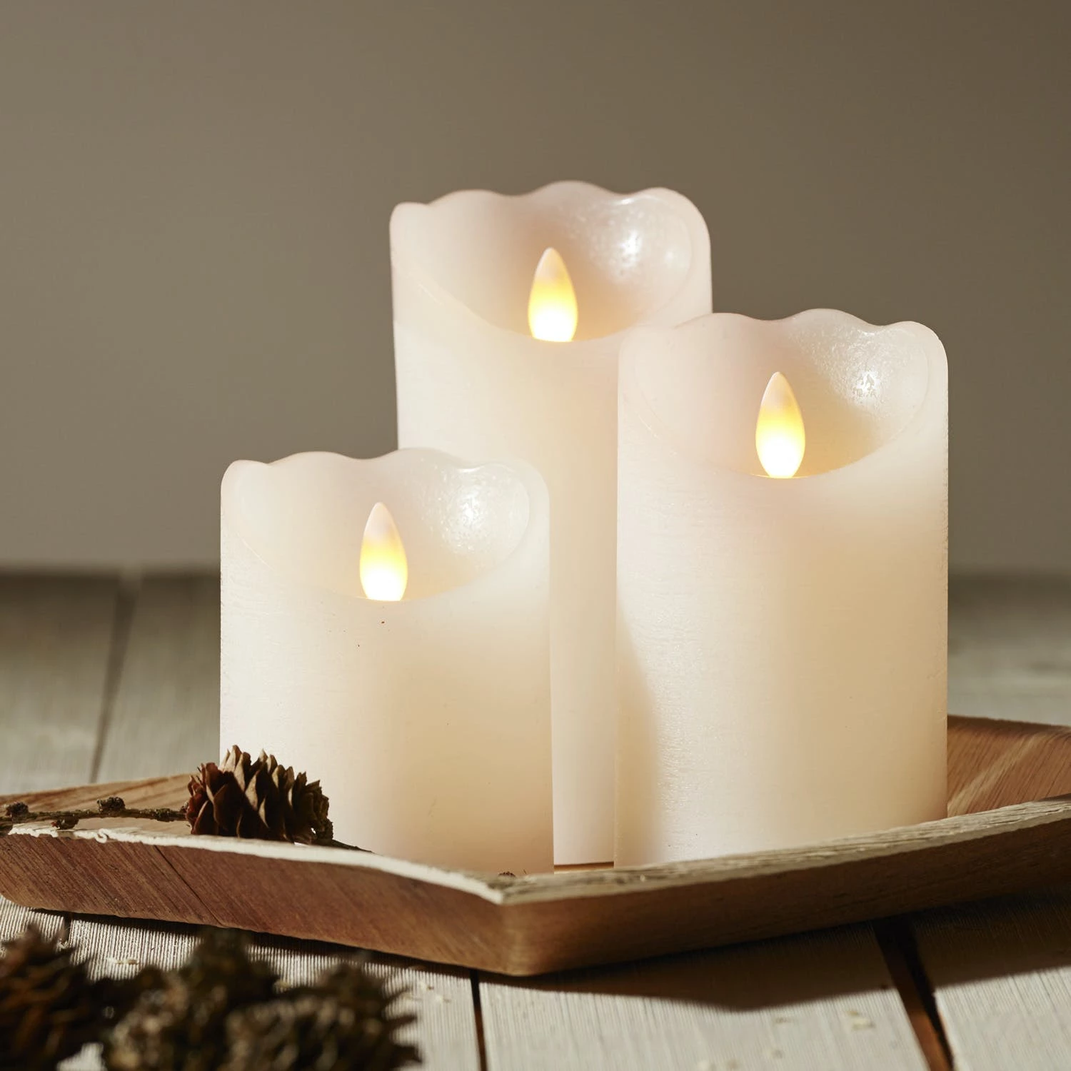 Null LED Kerze Glow Echtwachs Flackernde LED Timer H: 12,5cm, D: 7,5cm Weiß – Bild 6